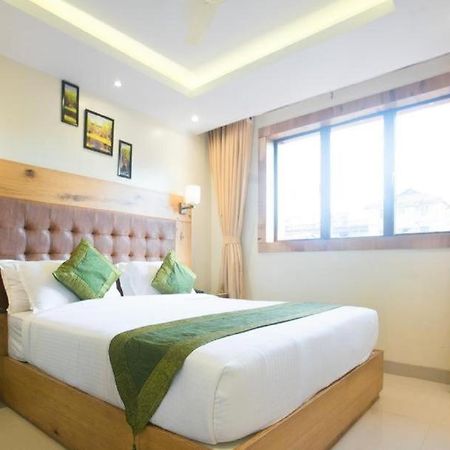 Hotel Airport Star New Delhi Luaran gambar